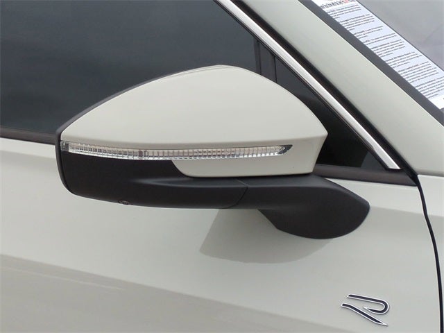 2025 Volkswagen Tiguan 2.0T SEL R-Line