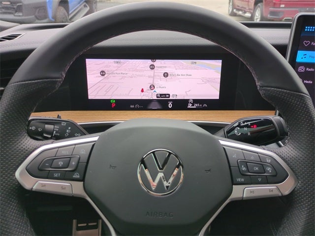 2025 Volkswagen Tiguan 2.0T SEL R-Line