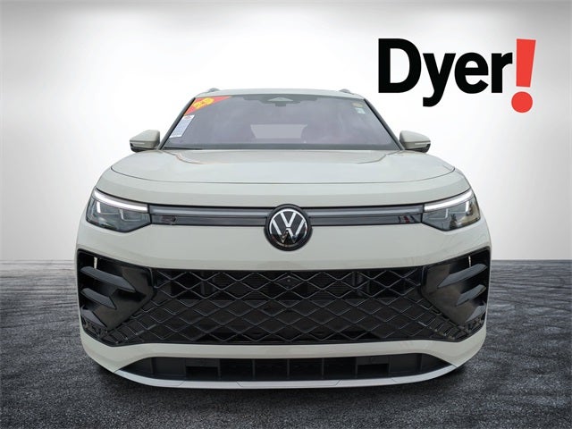 2025 Volkswagen Tiguan 2.0T SEL R-Line