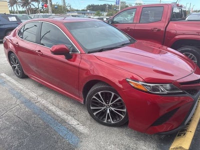 2020 Toyota Camry SE