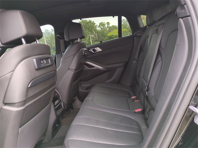 2022 BMW X6 xDrive40i