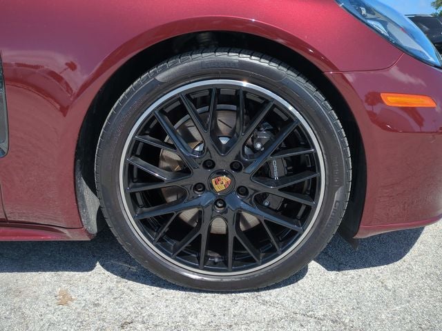 2022 Porsche Panamera Sport Turismo GTS
