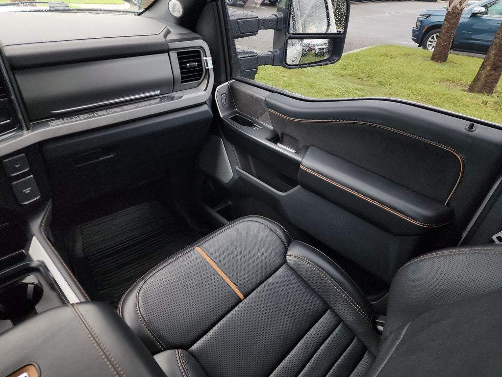 2024 Ford F-250SD Platinum