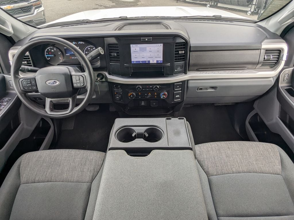 2025 Ford F-350SD XLT DRW