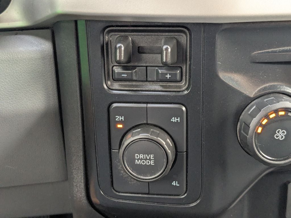2025 Ford F-350SD XLT DRW