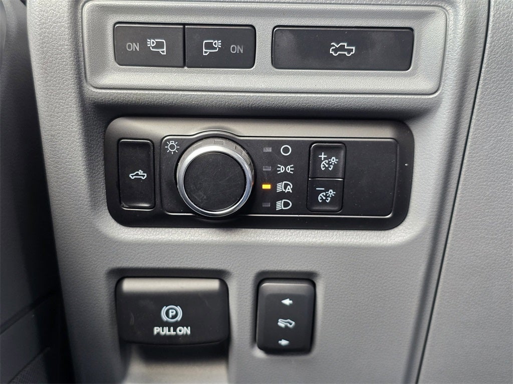 2023 Ford F-150 Lightning XLT