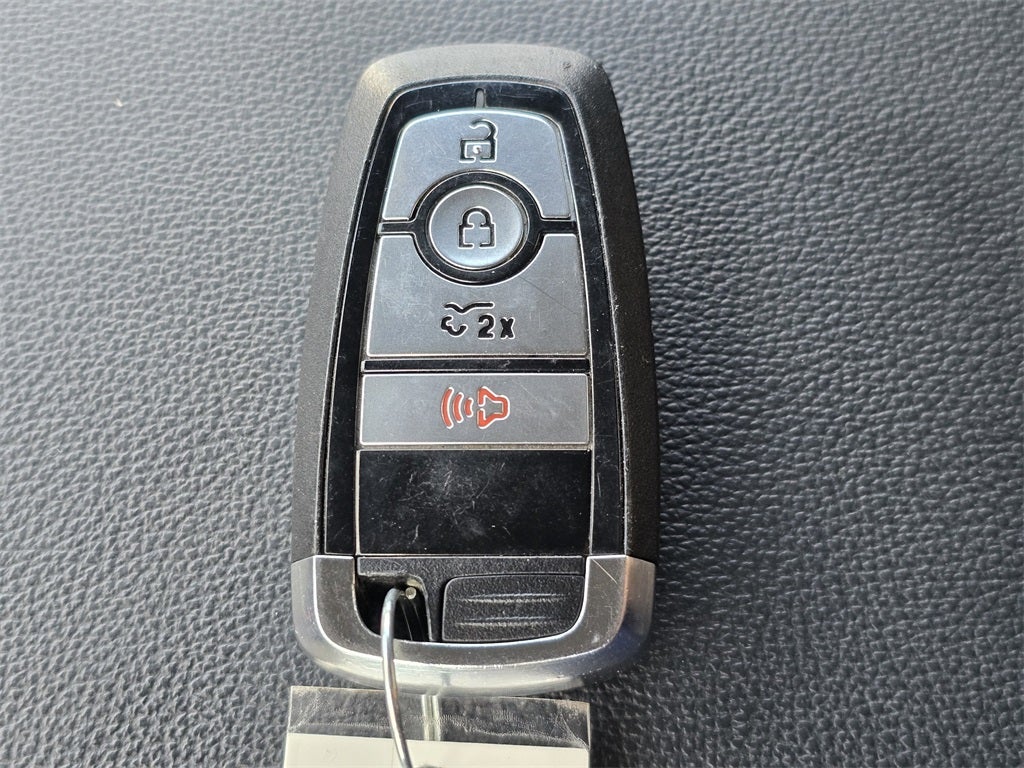 2023 Ford F-150 Lightning XLT