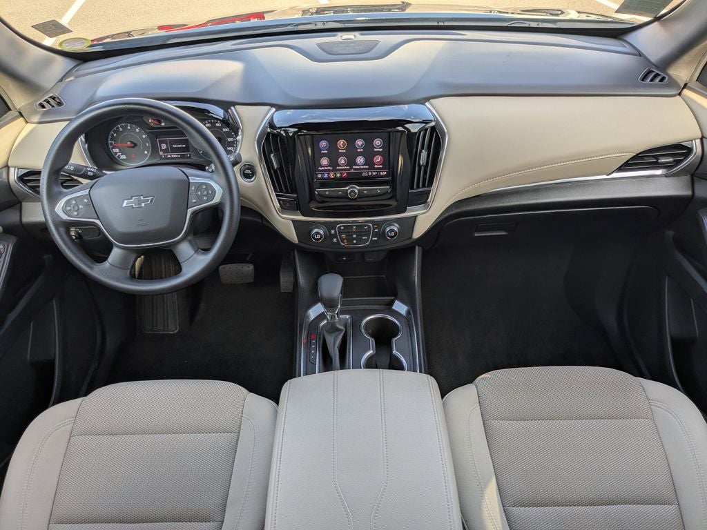 2022 Chevrolet Traverse LS
