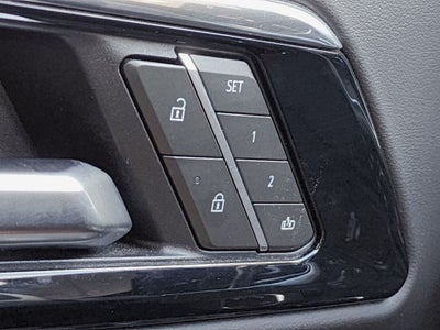 2025 Chevrolet Suburban LT