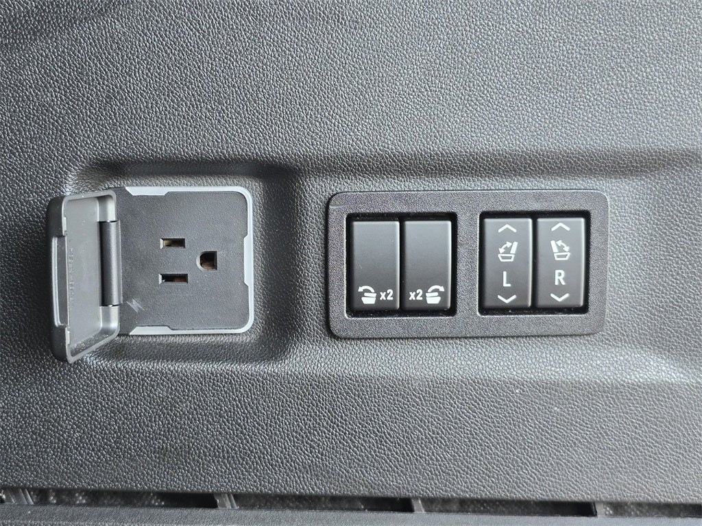 2022 Chevrolet Suburban RST