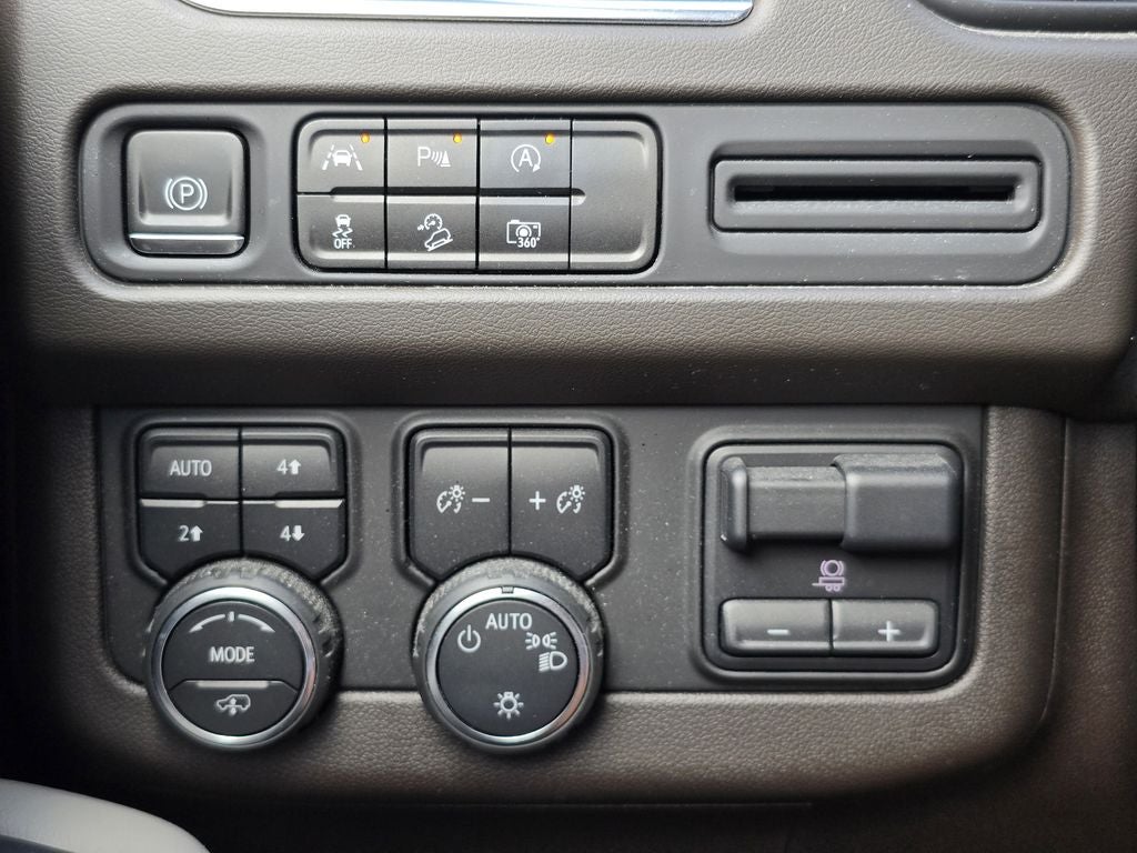 2023 Chevrolet Suburban Z71