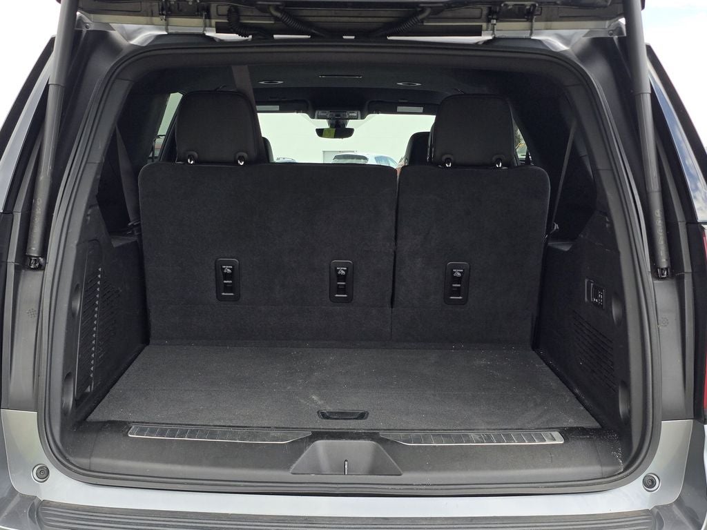 2022 Chevrolet Suburban High Country