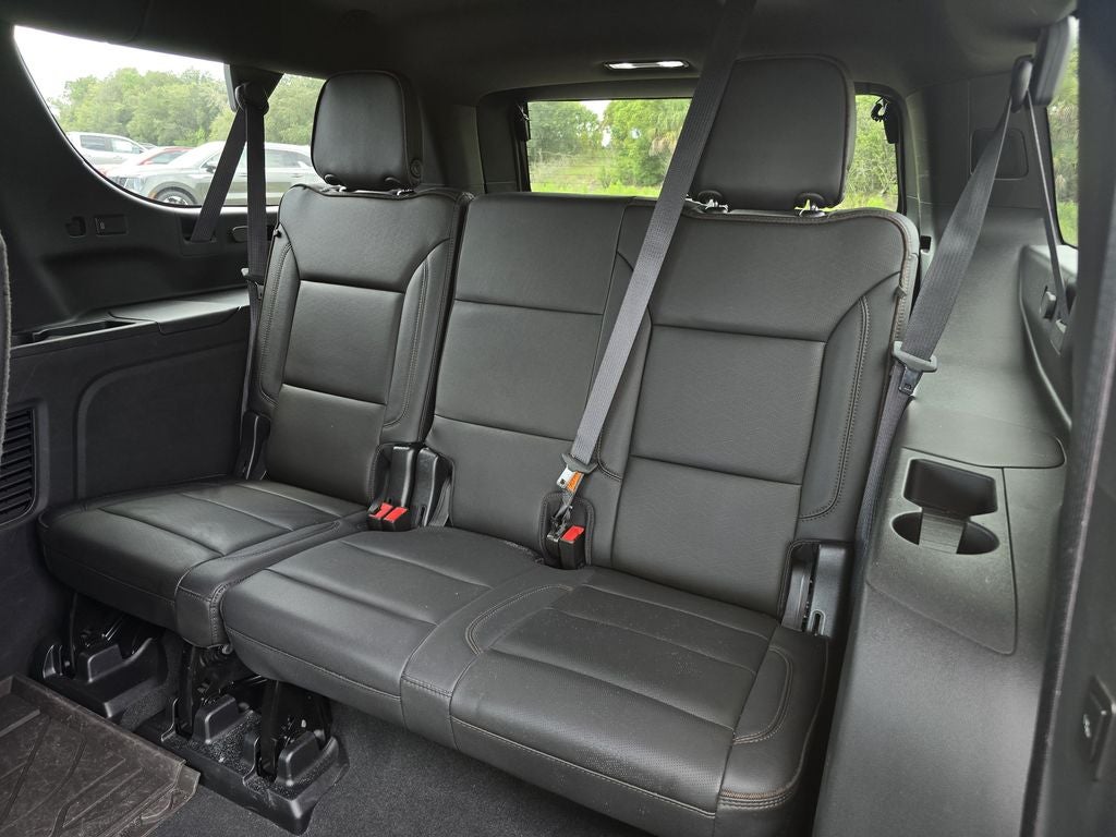 2022 Chevrolet Suburban High Country