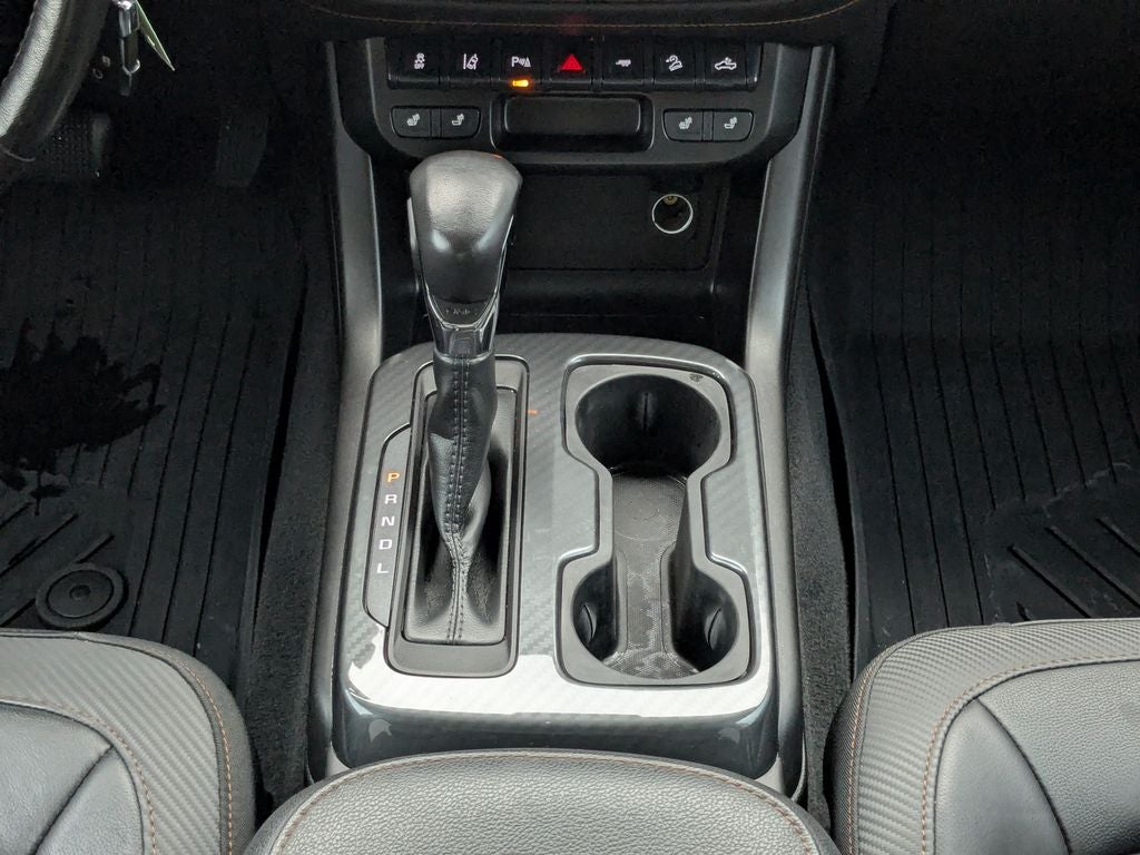 2022 GMC Canyon AT4 w/Leather