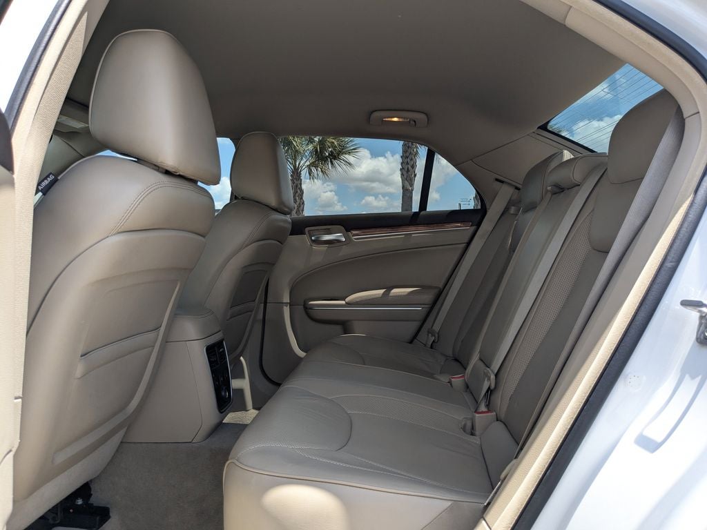 2014 Chrysler 300 C