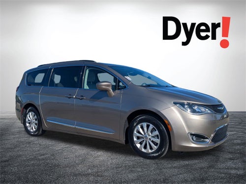 2017 Chrysler Pacifica Touring L