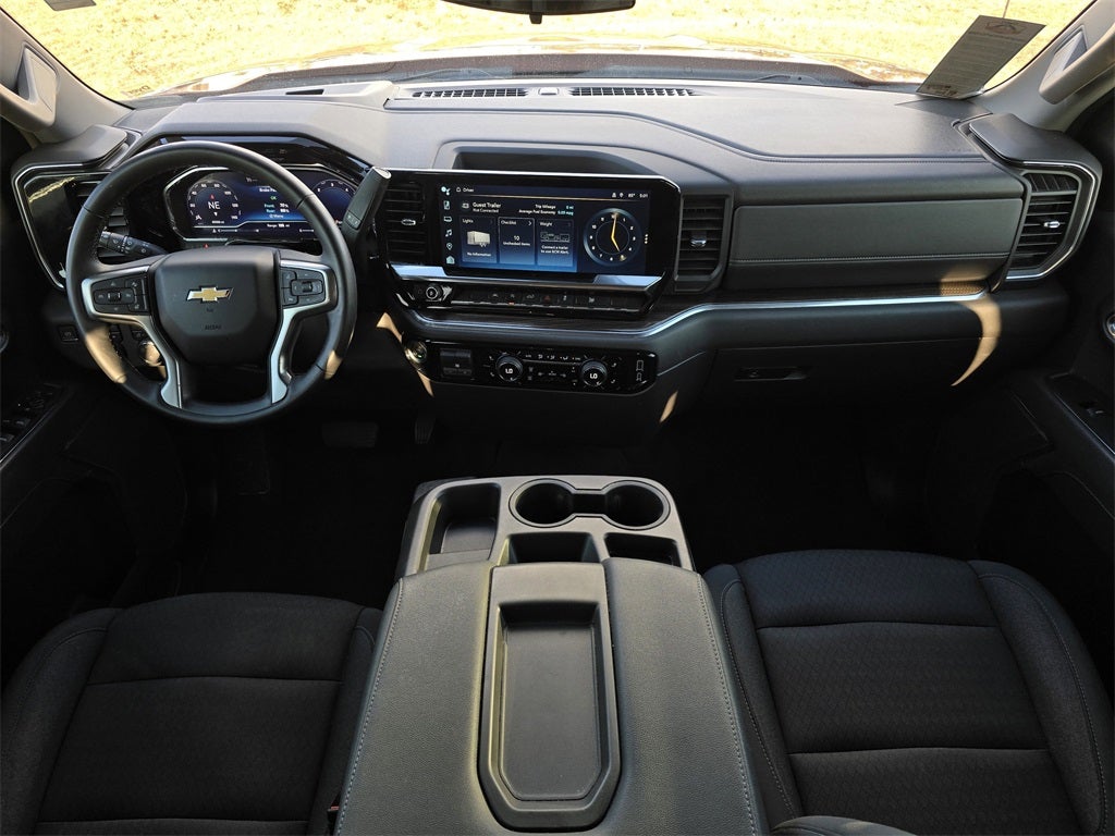 2024 Chevrolet Silverado 1500 LT LT1