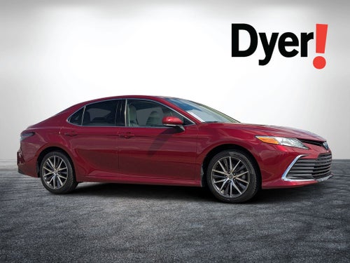 2022 Toyota Camry Hybrid XLE