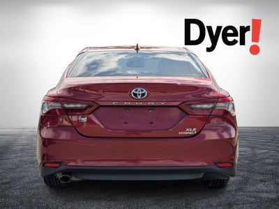 2022 Toyota Camry Hybrid XLE