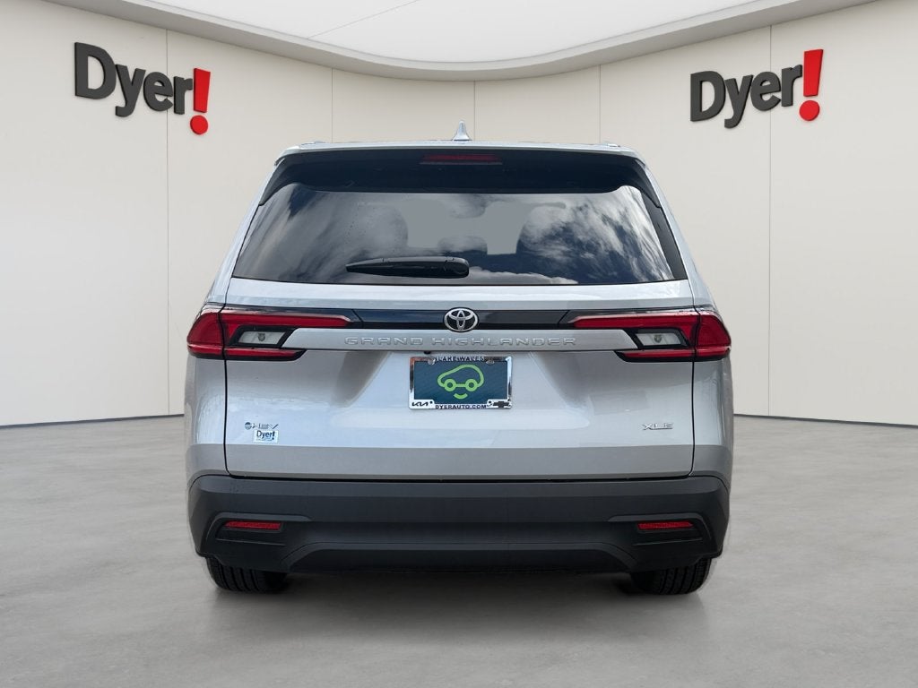 2026 Toyota Grand Highlander Hybrid XLE