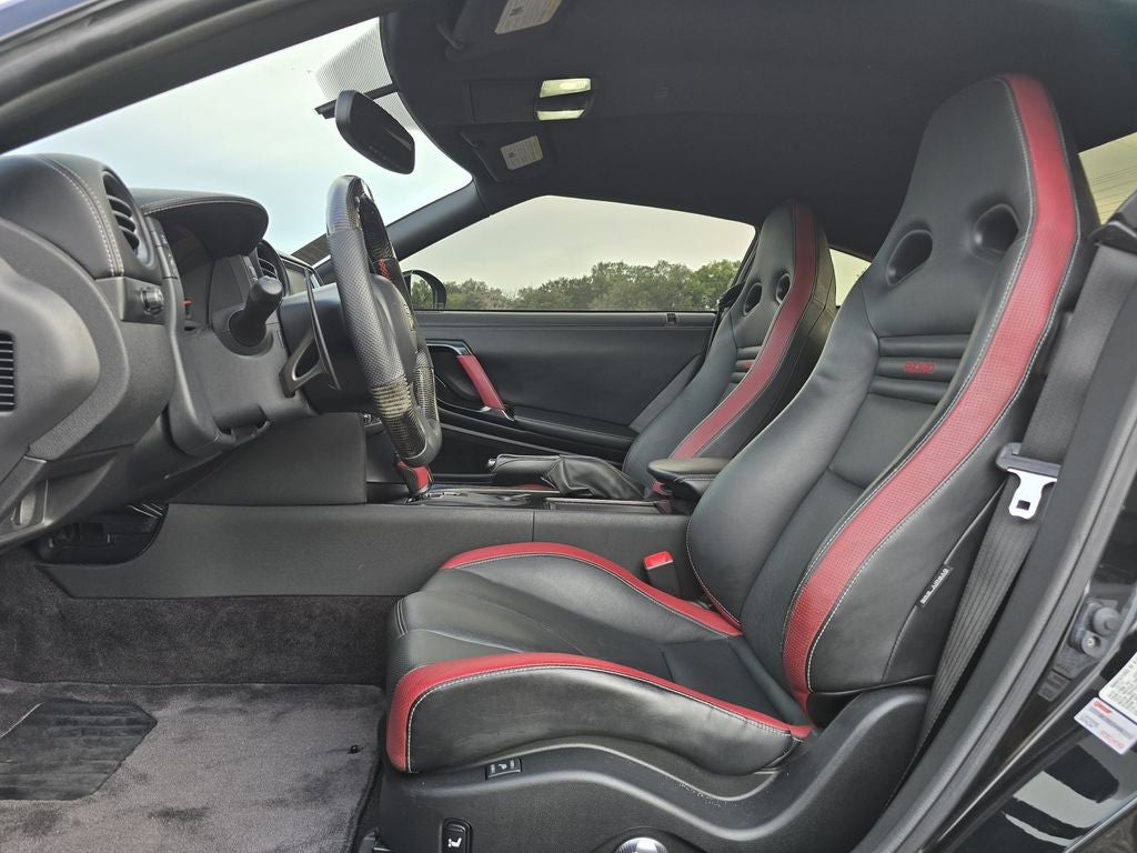 2015 Nissan GT-R Black Edition