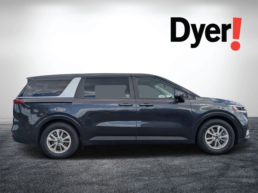 2024 Kia Carnival LX