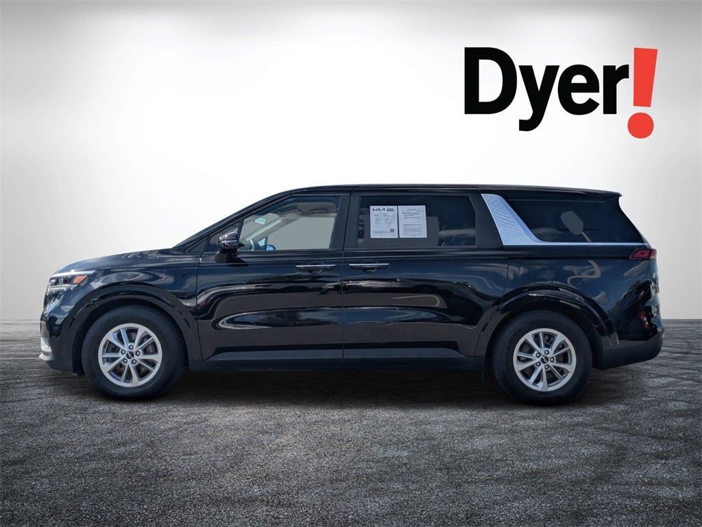 2024 Kia Carnival LX