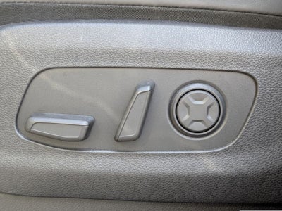 2024 Kia Carnival SX