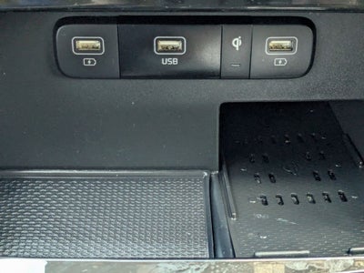 2024 Kia Carnival SX