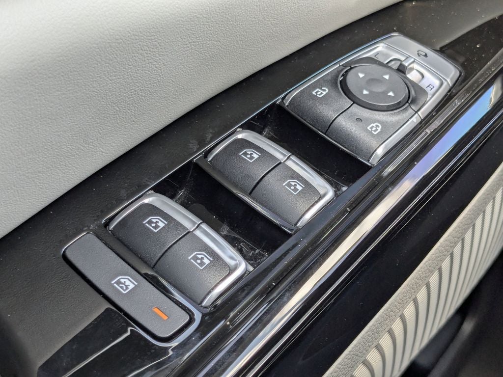 2024 Kia Carnival SX