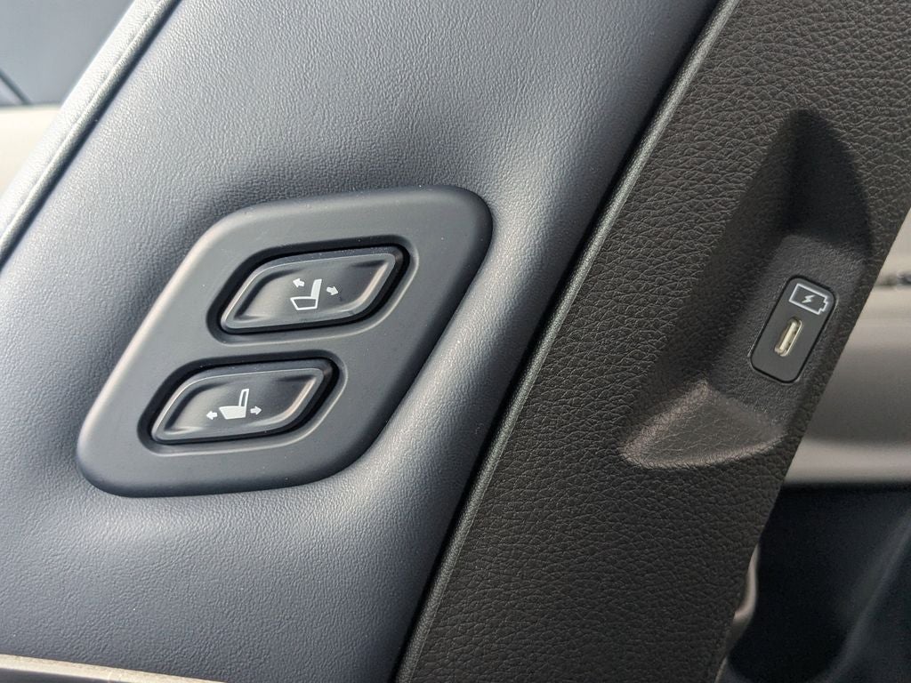 2025 Kia Carnival Hybrid SX