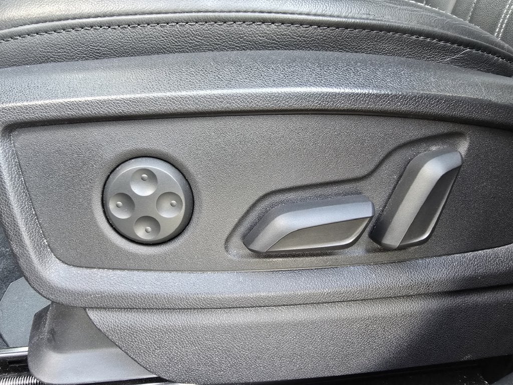 2022 Audi Q5 40 Premium Plus quattro