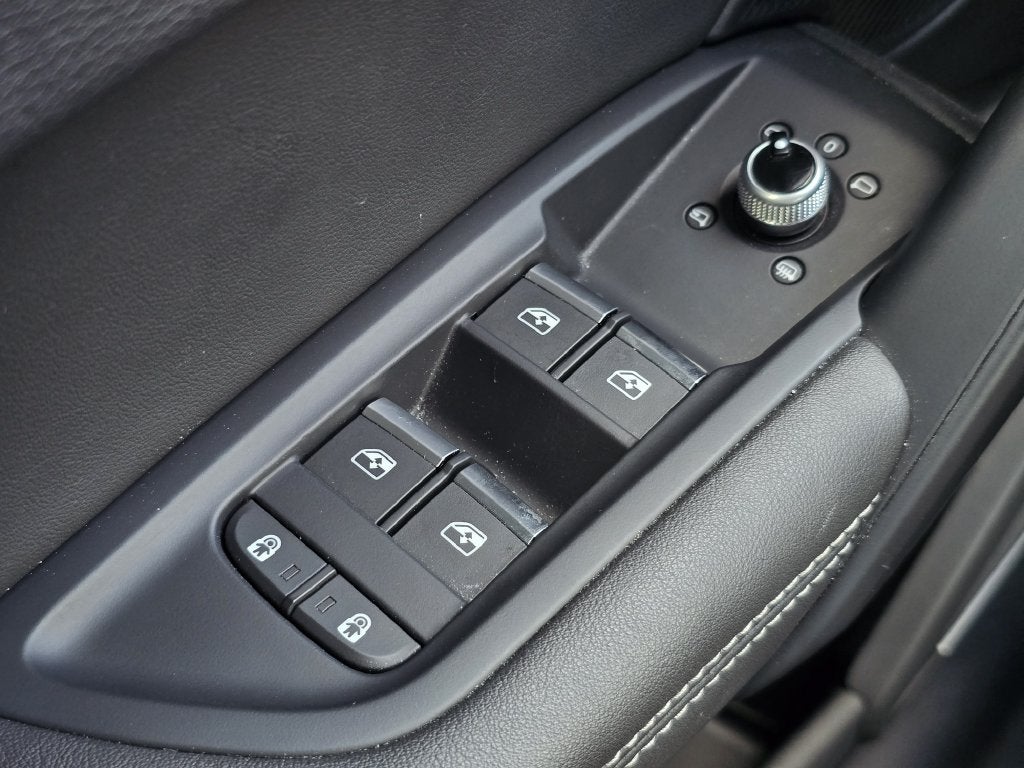 2022 Audi Q5 40 Premium Plus quattro