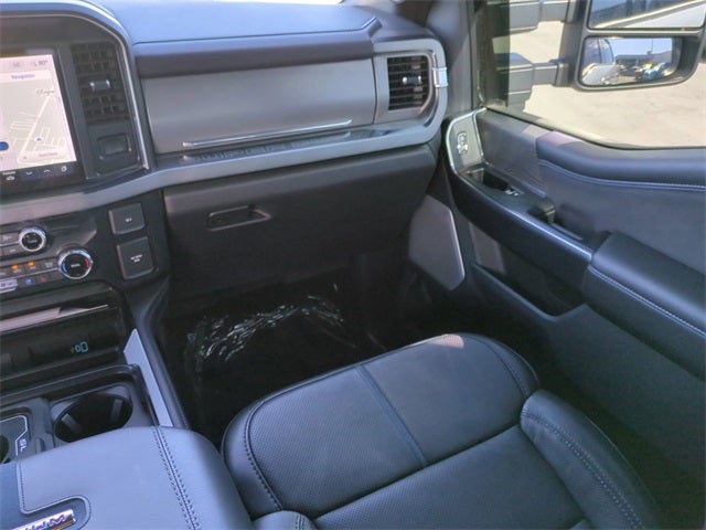 2025 Ford F-350SD Platinum