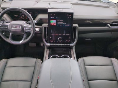 2025 GMC Yukon Elevation