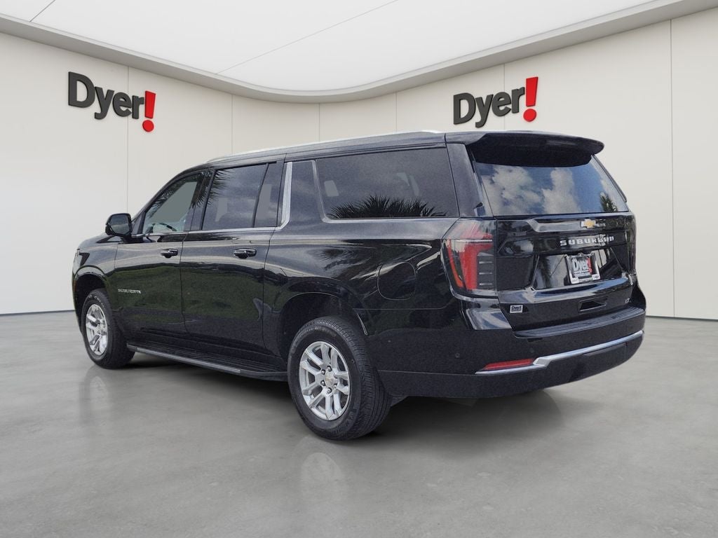 2025 Chevrolet Suburban LT