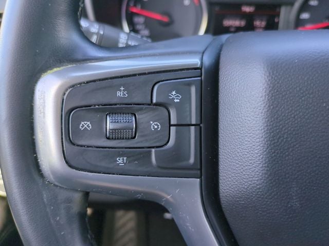 2023 Chevrolet Suburban LS