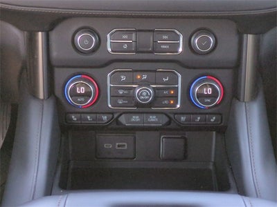 2022 Chevrolet Suburban High Country