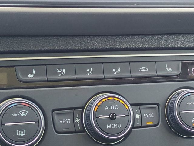 2021 Volkswagen Atlas 2.0T SE w/Technology