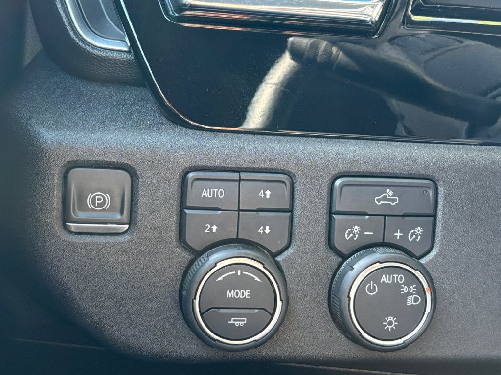 2024 Chevrolet Silverado 1500 LT LT1