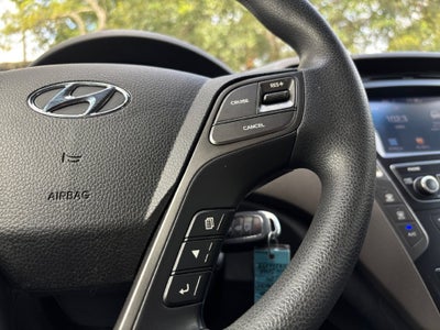 2017 Hyundai Santa Fe SE