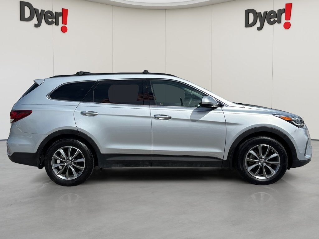 2017 Hyundai Santa Fe SE
