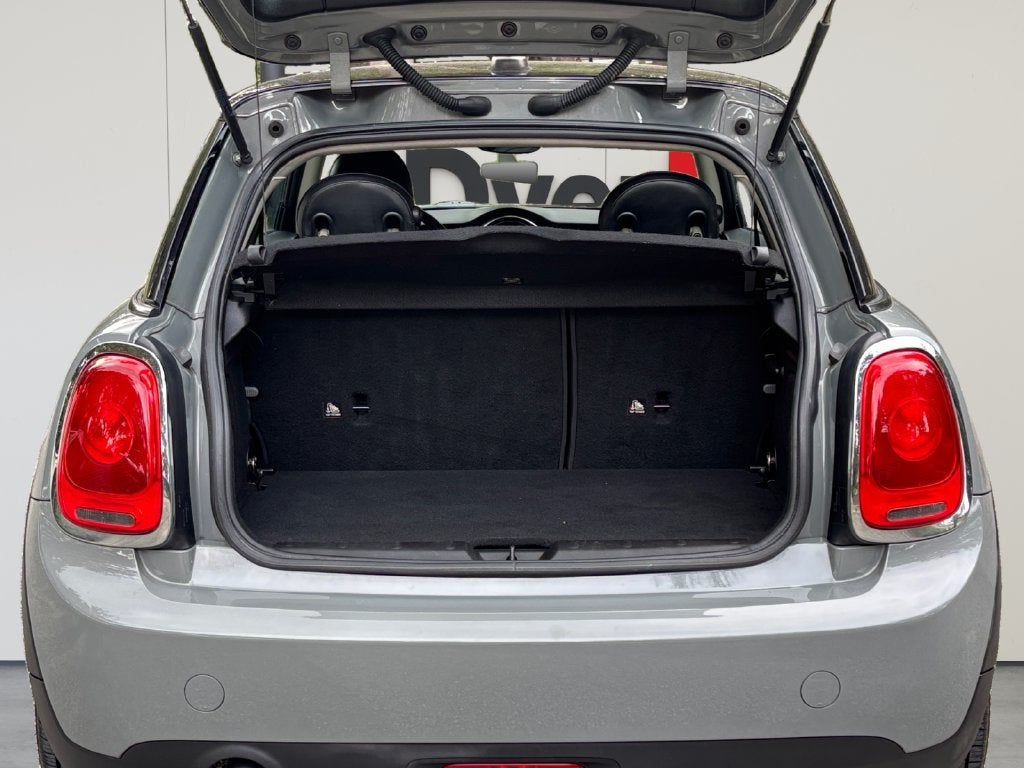 2017 MINI Cooper Base